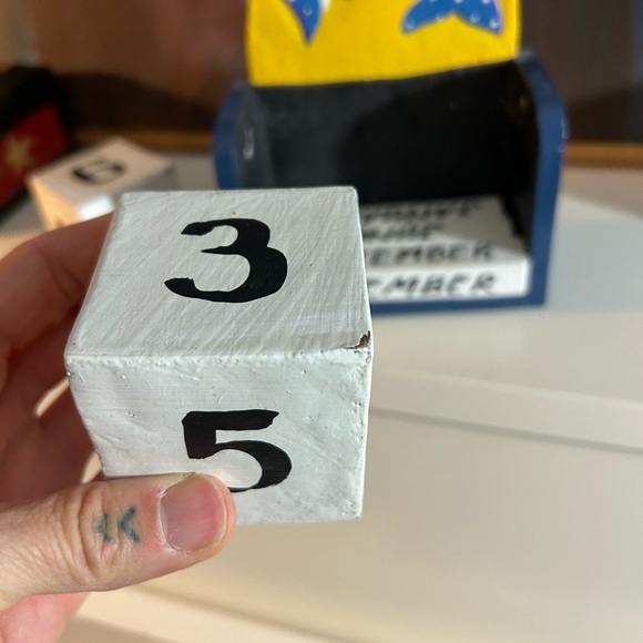 Handmade Wooden Dolphi Perpetual Desk Calendar Movable Blocks Folk Art indinesia - Picture 9 of 11